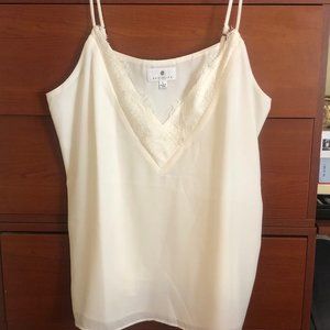 Socialite Lace Trim Camisole Top - White, L